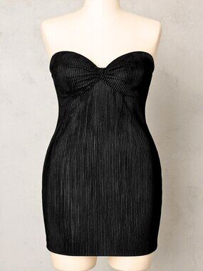 PrettyLittleThing | Dresses | Pretty Little Thing Black Velvet Draped Wrap Detail Bandeau Maxi Dress | Poshmark PrettyLittleThing | Dresses | Pretty Little Thing Black Velvet Draped Wrap Detail Bandeau Maxi Dress | Poshmark